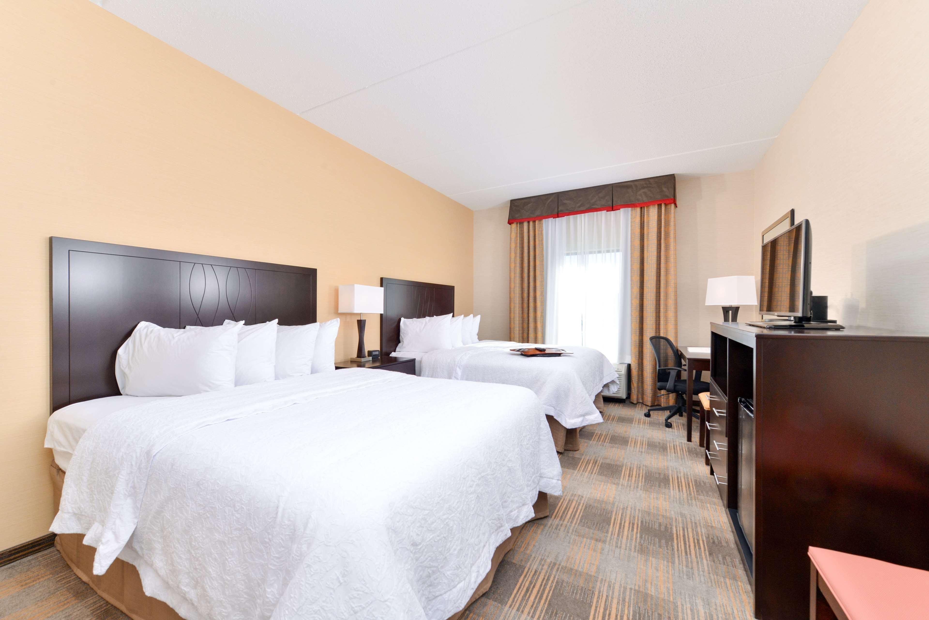 Hotel Hampton & California University-pittsburgh 3*