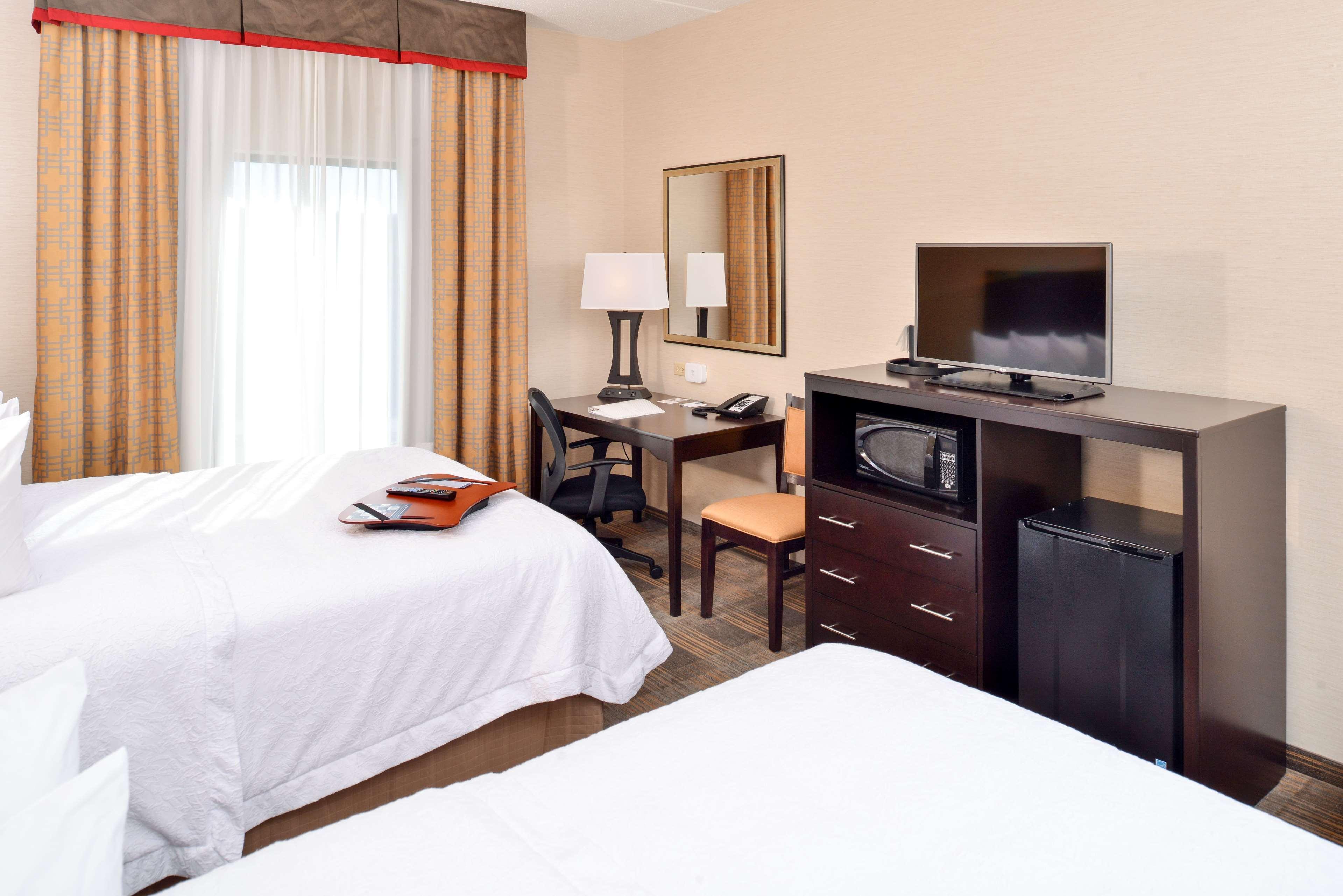 Hotel Hampton & California University-pittsburgh 3*